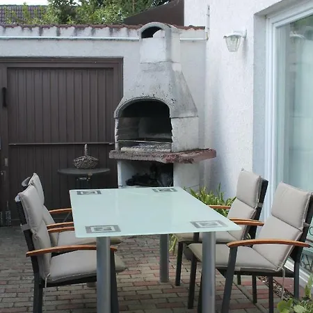 Lutzi'S Ferienwohnung Rostock Extérieur photo